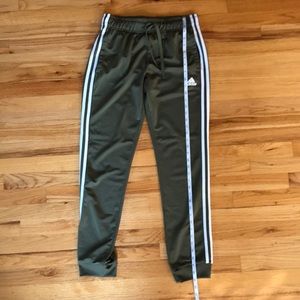 Adidas track pants joggers in olive green EUC